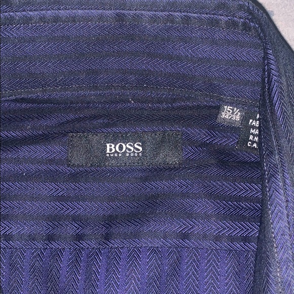 Hugo Boss dress shirt - Picture 2 of 3